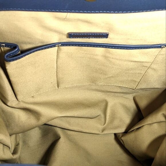 G.I.L.I. Large Blue Genuine Leather Drawstring Bucket/Tote Bag - Picture 7 of 13